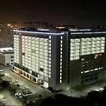 Country Inn & Suites