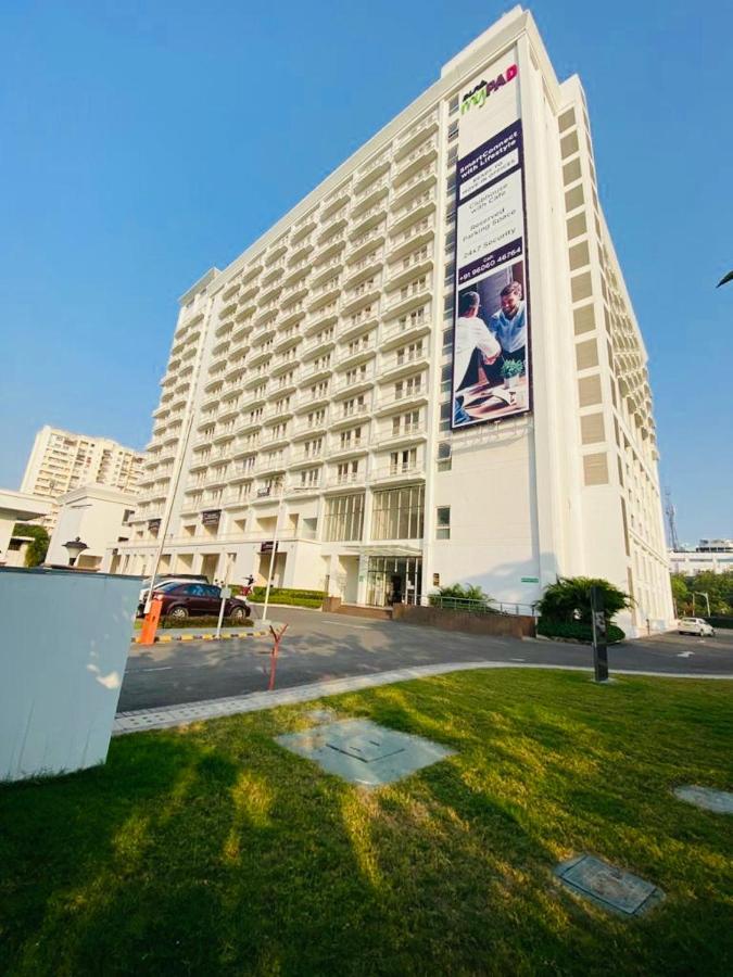 Country & Suites Hotel Lucknow